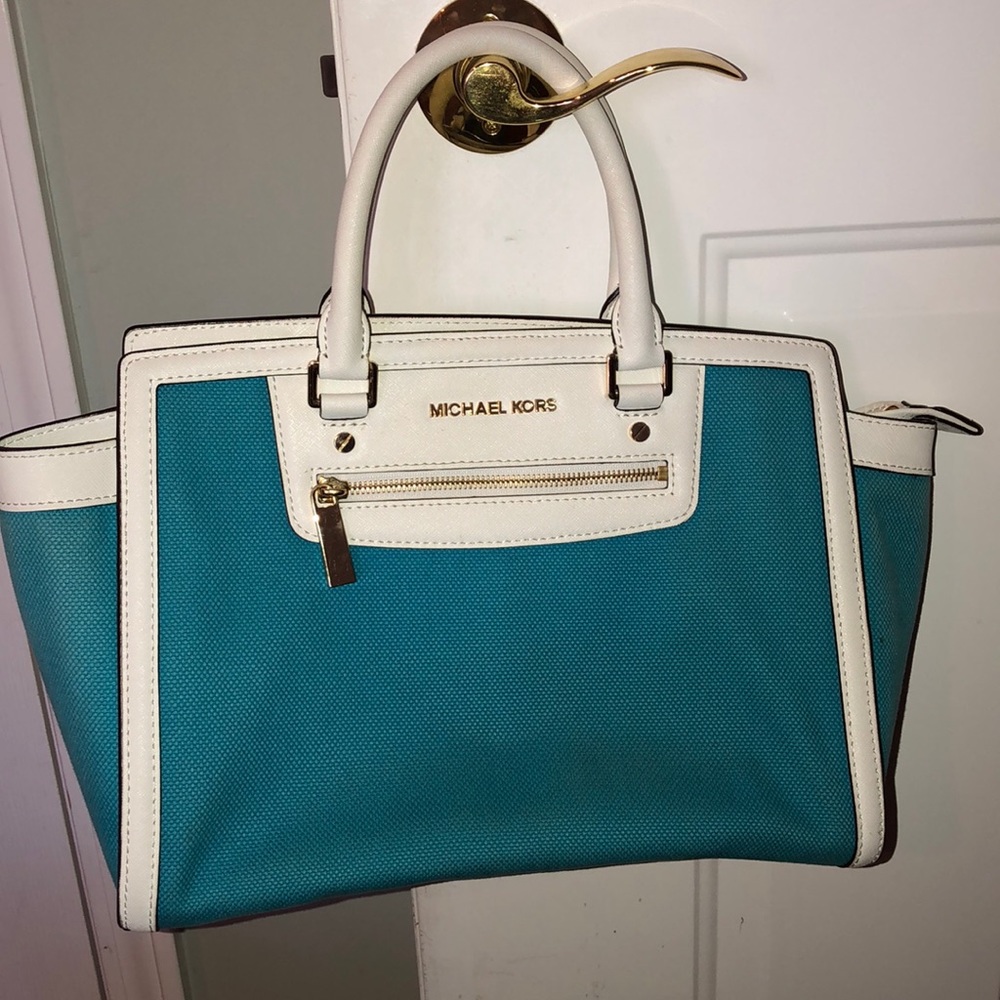 Michael Kors Blue and White Large Selma - Picture 3 of 4